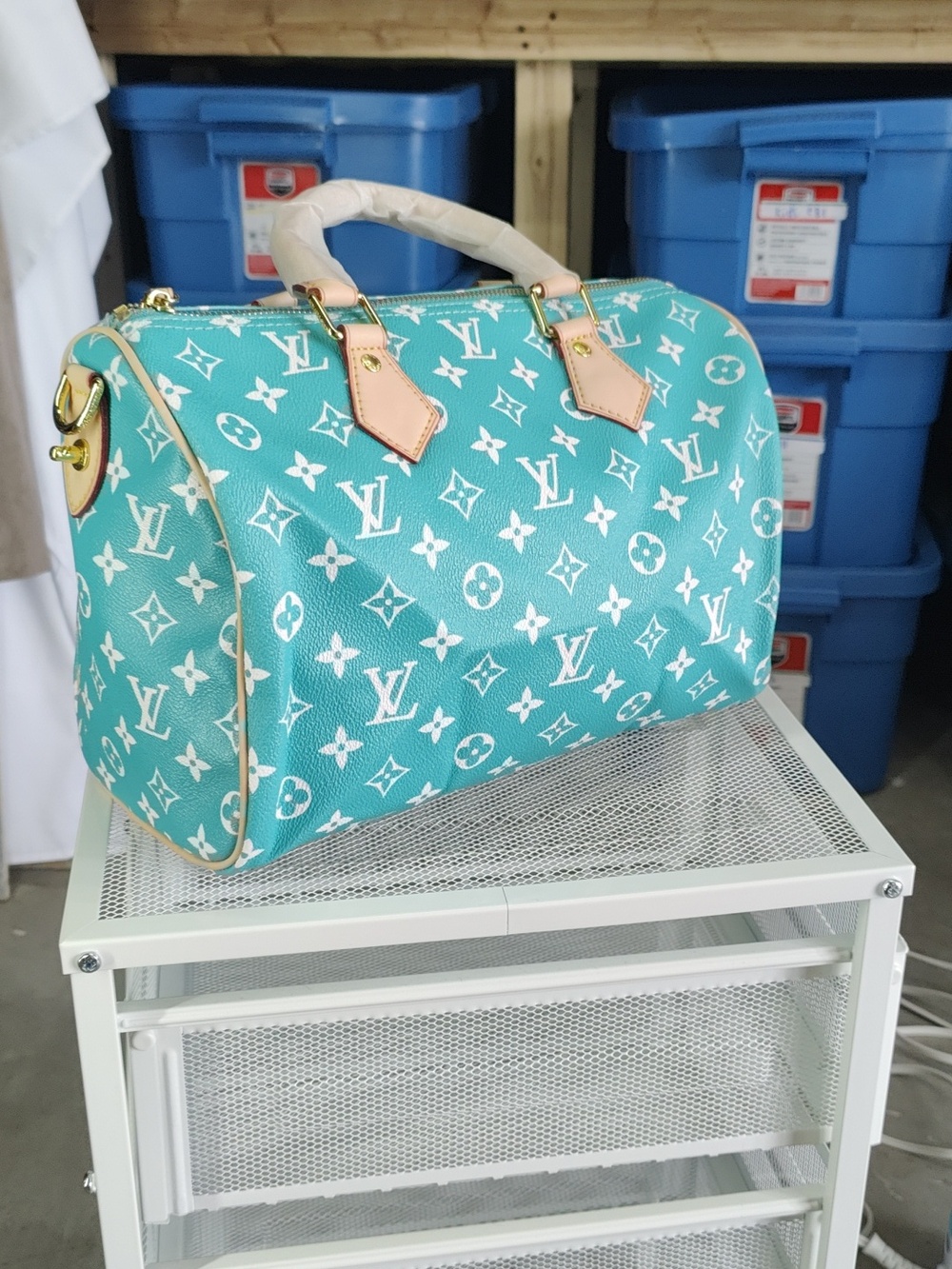 Turquoise Blue Handbag - Picture 3 of 11